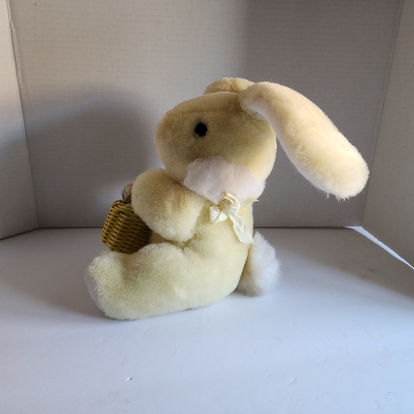 VHTF Vintage 1980s Playful Pals Easter Plush made Exclusively for Mervyn's - Picture 2 of 6